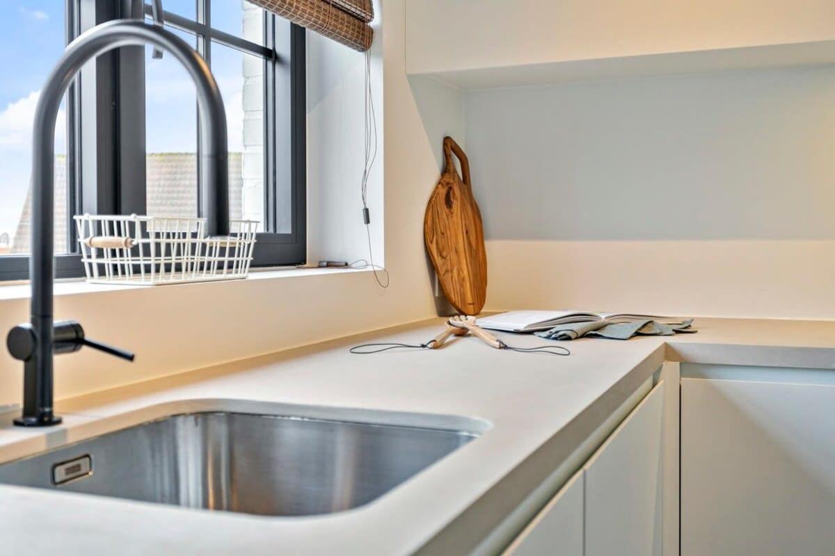 Huswell - Renovated Apartment By The Beach In Knokke-Heist Exterior photo