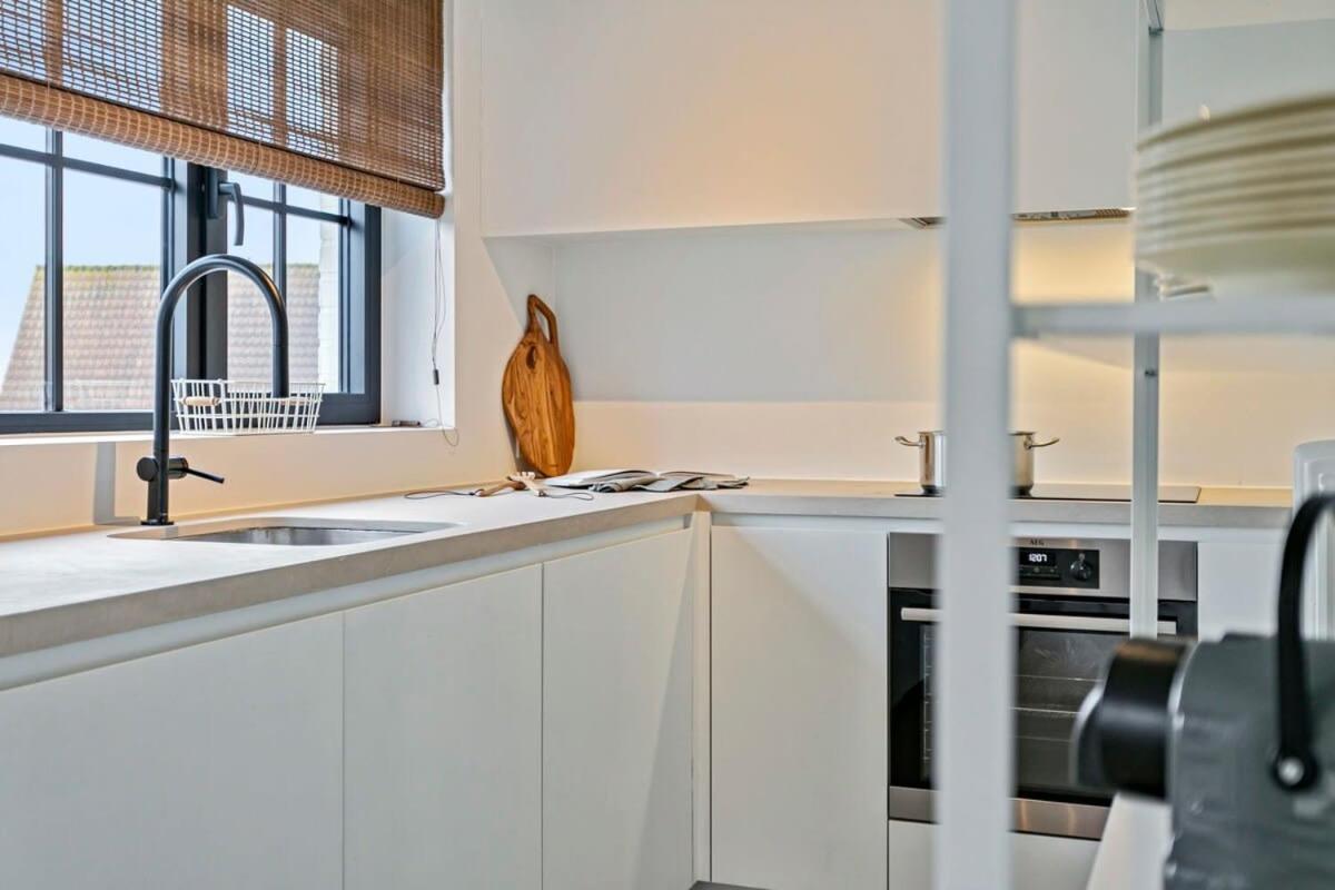 Huswell - Renovated Apartment By The Beach In Knokke-Heist Exterior photo